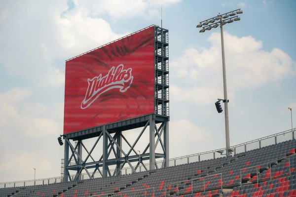 Prix location écran géant LED : guide et tarifs